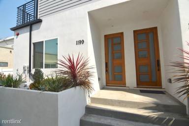 Main picture of 1197 Browning Blvd