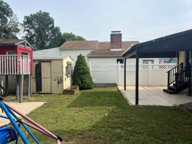 Main picture of 205 Chippewa St