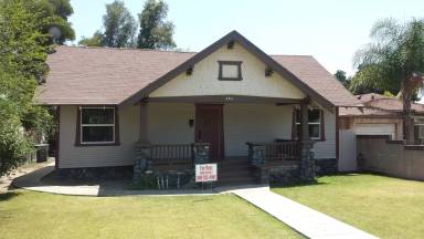 Main picture of 640 W Orange Grove Ave