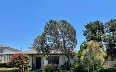 Main picture of 3802 S Bronson Ave