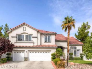 Main picture of 9739 La Cienega St