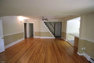 Main picture of 602 W Michigan Ave