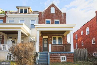 Main picture of 4012 W Rogers Ave