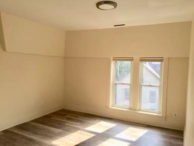 Main picture of 75 Wooster St
