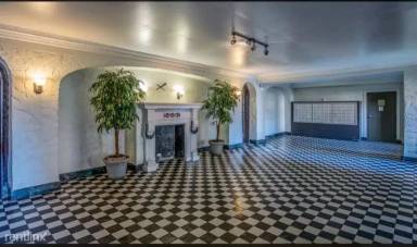 Main picture of 6720-30 S Jeffery Blvd Apartments