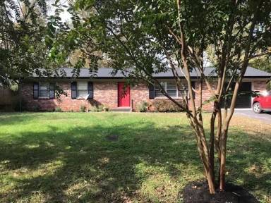Main picture of 1701 Kemper Ln