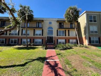 Main picture of Cypress Pointe at Lake Orlando Condominium