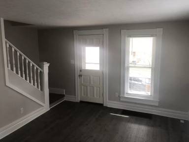 Main picture of 129 N Stanley St