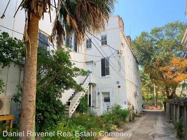Main picture of 81 1/2 Rutledge Ave