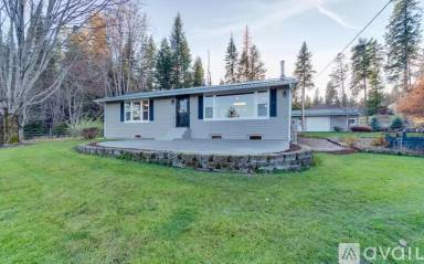 Main picture of 12845 N Hauser Lake Rd