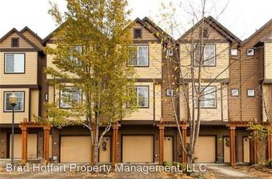 Main picture of 680 SW Dillan Dr