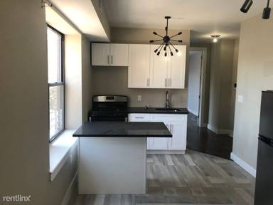 Main picture of 615 Bramhall Ave