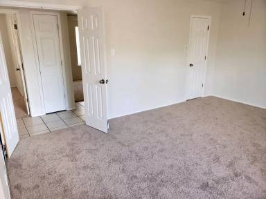 Main picture of 5421 Kettle Rd NW