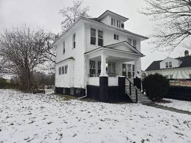 Main picture of 809 Alquonquin St
