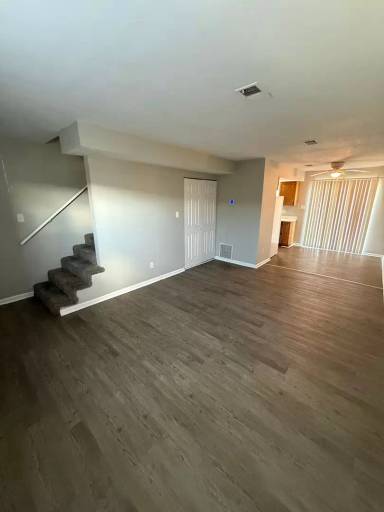 Main picture of 952 Villa Dr