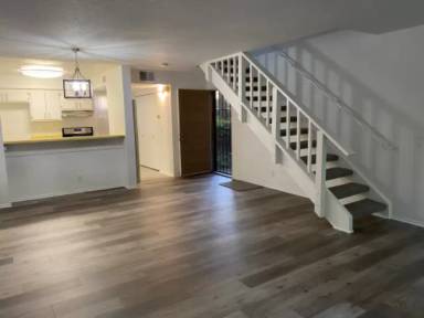 Main picture of 14108 Edgewater Dr
