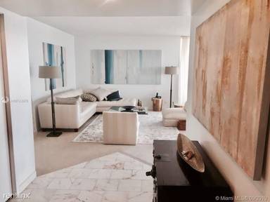 Main picture of Turnberry Towers Condo
