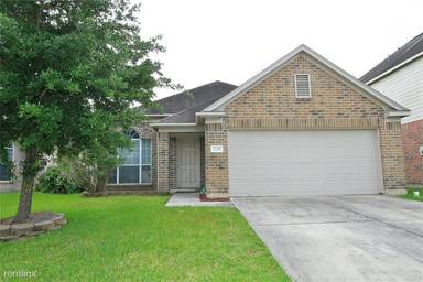 Main picture of 7422 Fox Cove Trl