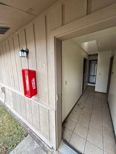 Main picture of 108 SE 4th St