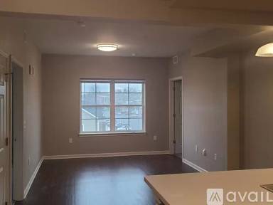 Main picture of 68 W 1st St