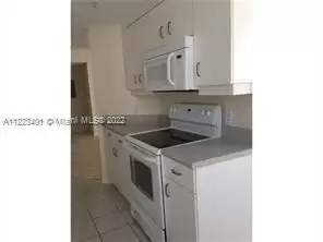 Main picture of Courvoisier Courts Brickell Key