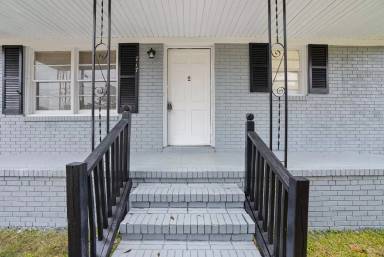 Main picture of 717 Dwain Dr