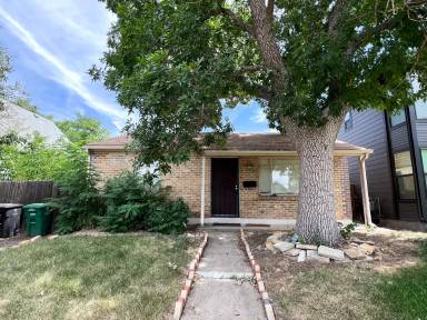 Main picture of 3350 N Elizabeth St