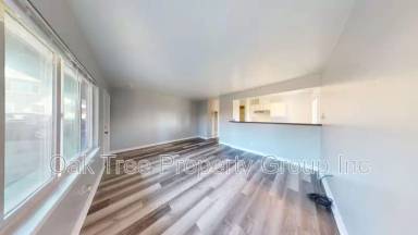 Main picture of 5549 Foothill Blvd