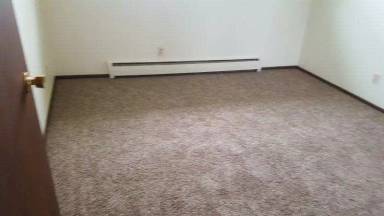 Main picture of 1310 E Kilbourn Ave
