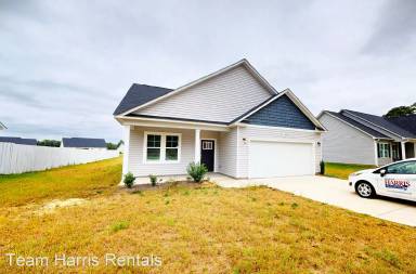Main picture of 338 E David Parnell St