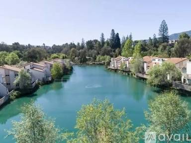 Main picture of 135 Vista del Lago