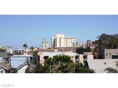 Main picture of 640 W 4th St