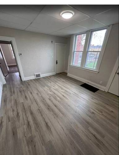 Main picture of 1224 N Franklin St