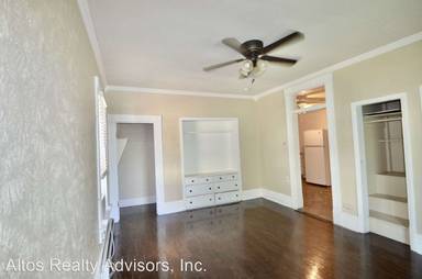 Main picture of 1218 N Washington St