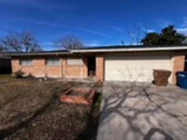 Main picture of 1321 Prince Dr