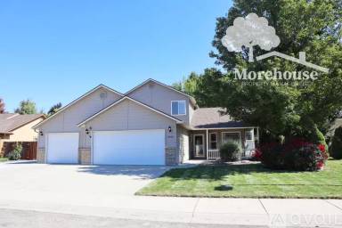 Main picture of 3068 S Gold Bar Ave