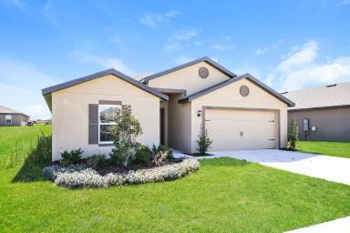 Main picture of 1635 Swan Lake Cir