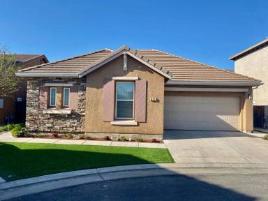 Main picture of 817 Lemieux Ln