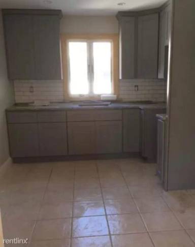 Main picture of 194 Keegans Ln