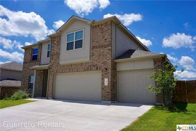 Main picture of 3900 Endicott Dr