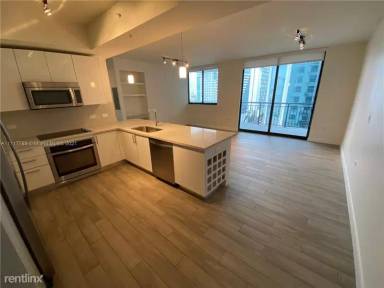 Main picture of Nine At Mary Brickell Village