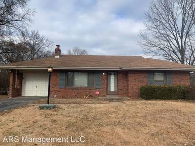 Main picture of 1213 Thatcher Ave