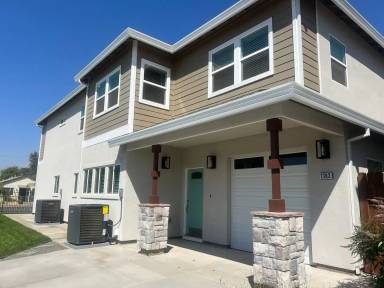 Main picture of 1363 Harris Avenue- Duplex