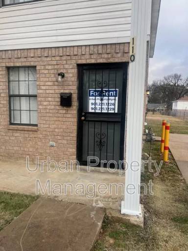 Main picture of 110 E Frank Ave