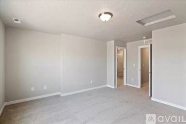 Main picture of 409 N Traquair Ln