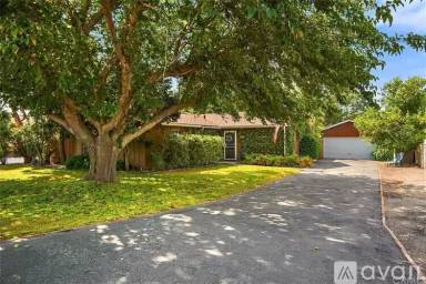 Main picture of 14945 Merrill Ave