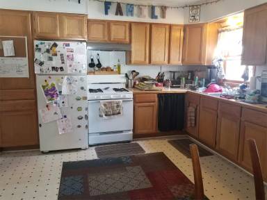 Main picture of 907 10th St NW