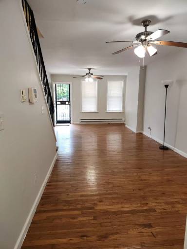 Main picture of 2922 N Washington St
