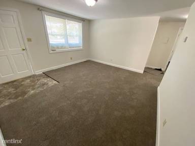 Main picture of 1115 Northwest Blvd