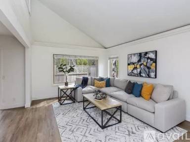 Main picture of 10205 Caminito Covewood